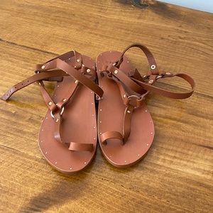 Been gladiator sandals- worn once